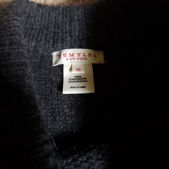 Demylee Cashmere Sweater - Picture 3 of 6